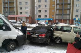 Тройное ДТП в Чите. Фото