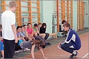 В Улетовском районе школьники стали жертвами физрука