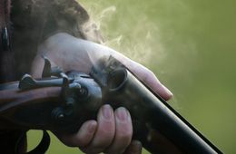 Житель Могочи украл у собутыльника ружье и обстрелял наряд полиции