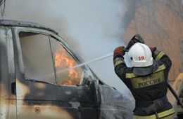В Забайкалье потушили четыре автомобиля