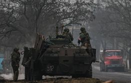 Потери России, наказание за фейки, значение букв на военной технике — главное о ситуации на Украине 