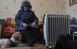 ​Жители северного поселка Куанда дождались первого снега, но не могут дождаться отопления