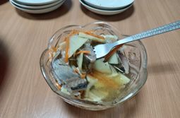 Селедка, курица, 8 Марта и все-все-все! 