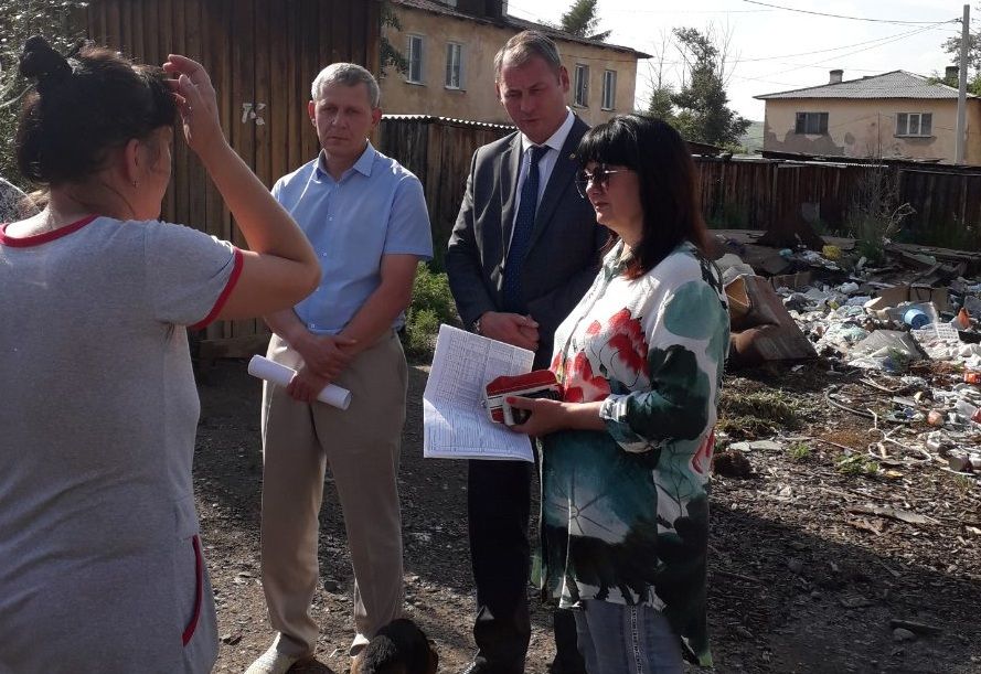 ​Знаменитая помойка на Новосибирской, кажется, будет жить вечно
