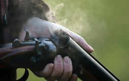 Житель Могочи украл у собутыльника ружье и обстрелял наряд полиции