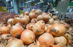 В России подорожал лук