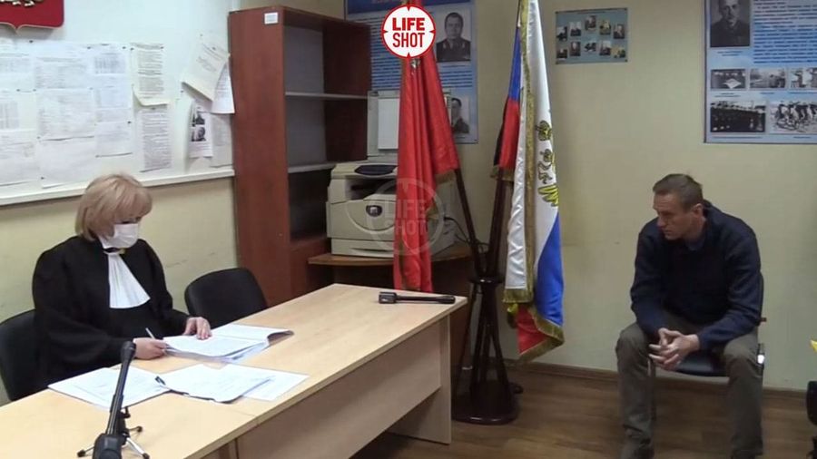 Алексея Навального арестовали до 15 февраля