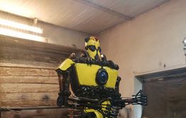 Заключенные одной из исправительных колоний Забайкалья собрали робота в человеческий рост 