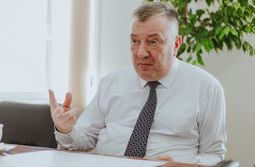 Надо навести порядок твердой рукой, — Гурулев прокомментировал ситуацию с загрызенной девочкой в Домне