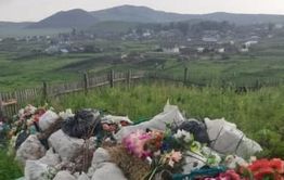 Жители села Явленка пожаловались на заваленное мусором кладбище