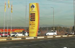 Бензин, возможно, может подешеветь - оптовые цены на бензин упали в России 