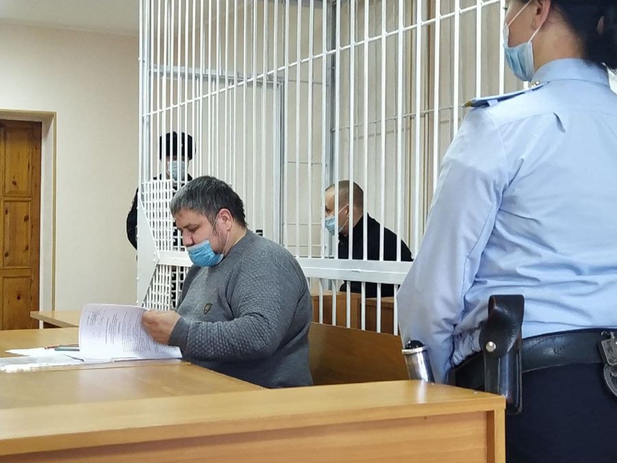 В Чите начали судить мужчину, который задавил студентов на вокзале 