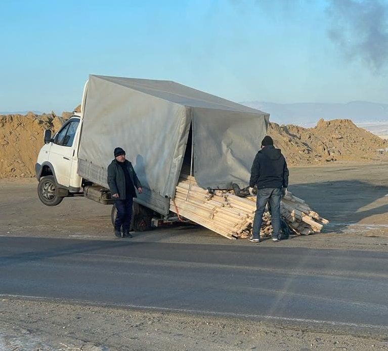 «Газель» «встала на дыбы» на Олимпийской в Чите