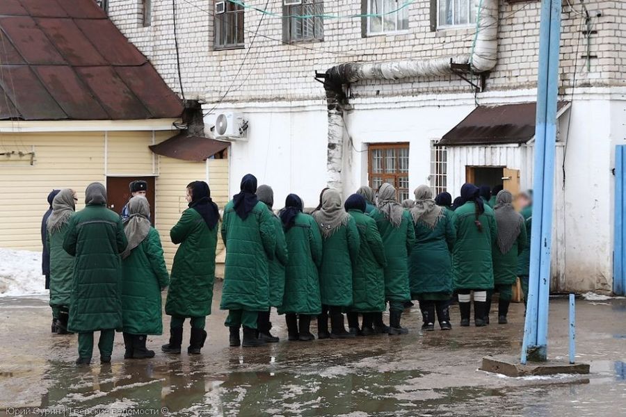 Зэчки — тоже человечки