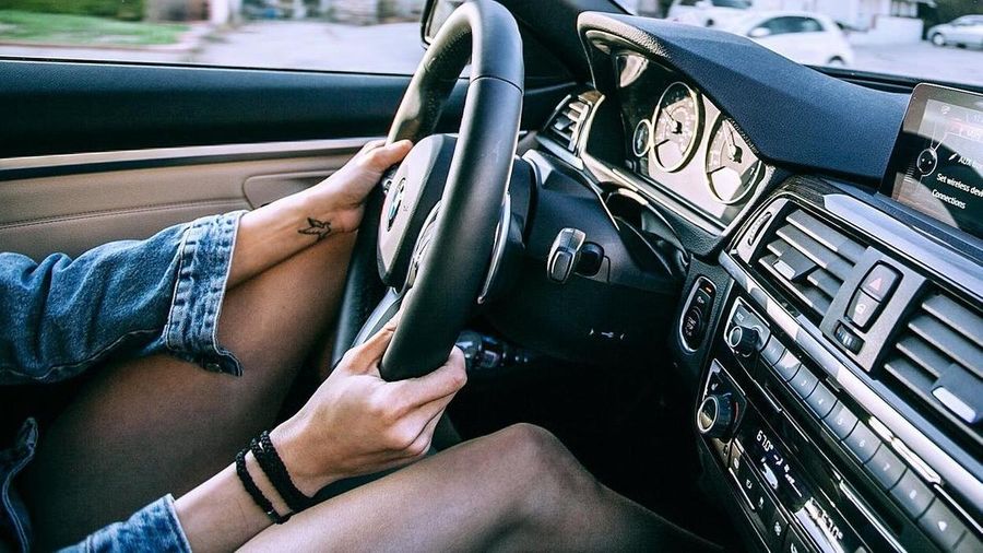 Читинка угнала автомобиль, когда заснул ее знакомый