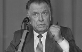 Скончался первый президент Бурятии. Его госпитализировали с коронавирусом.