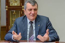 Полпред Меняйло лишился автомобиля после громкого заявления об АУЕ и «пинка» читинской мэрии
