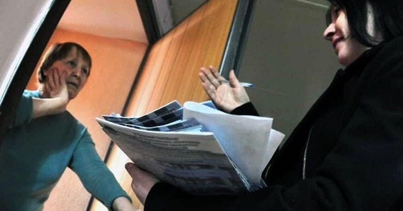 Жительница Краснокаменска под видом соцработника входила в дома пенсионеров и крала деньги