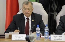 Жиряков заявил, что отказался от мандатов заксобрания и сената без давления