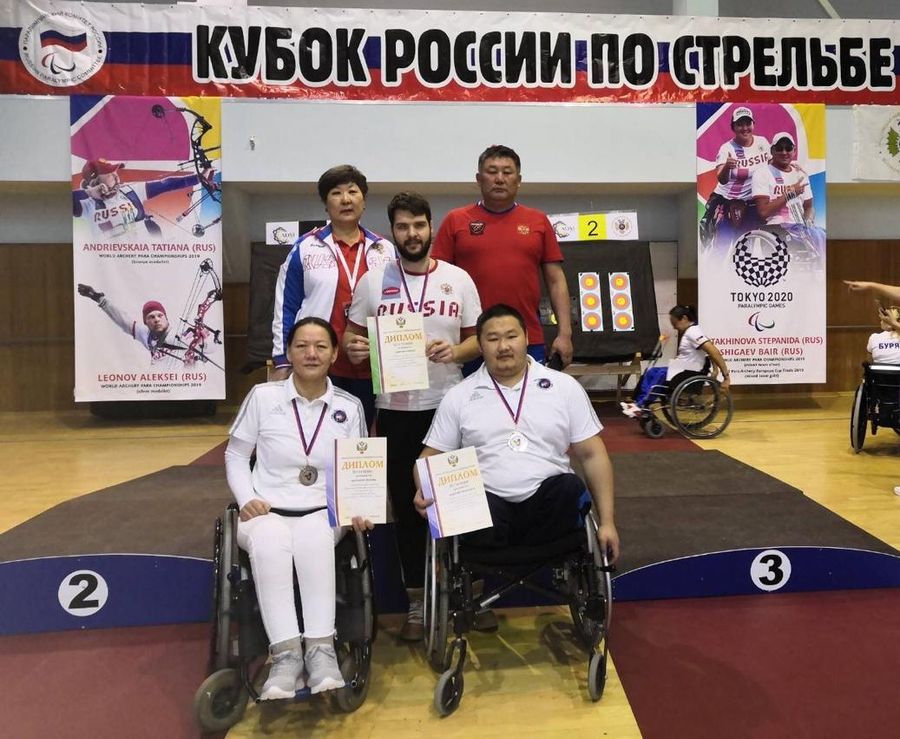 Забайкальцы с поражением опорно-двигательного аппарата взяли медали на соревнованиях по стрельбе из лука