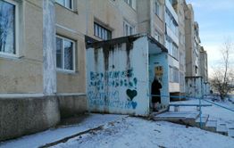 Пожарные в Краснокаменске вынесли из горящей квартиры пенсионерку
