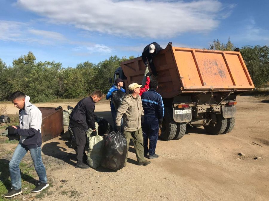 Активисты и неравнодушные жители Читы убираются на Кеноне