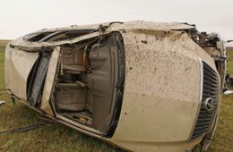 Водитель Lexus опрокинулся с трассы в Забайкальском районе