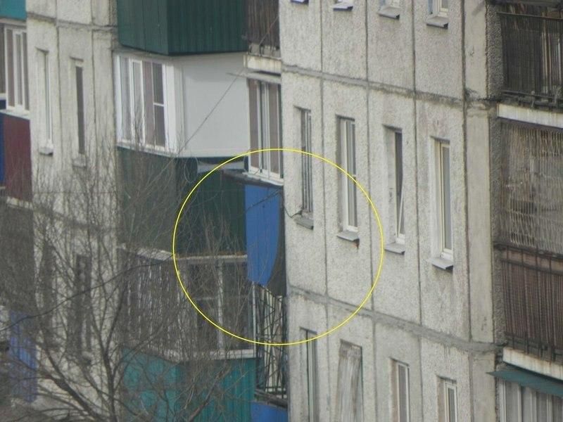 ​Боевой вертолет случайно выстрелил по жилому дому в Чите