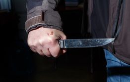 Забайкалец с ножом напал на офис микрозаймов в Чите