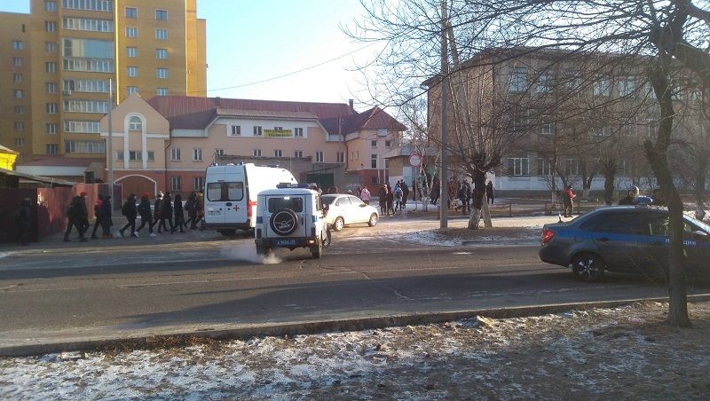 ​Полиция эвакуировала учеников школы №2 в Чите