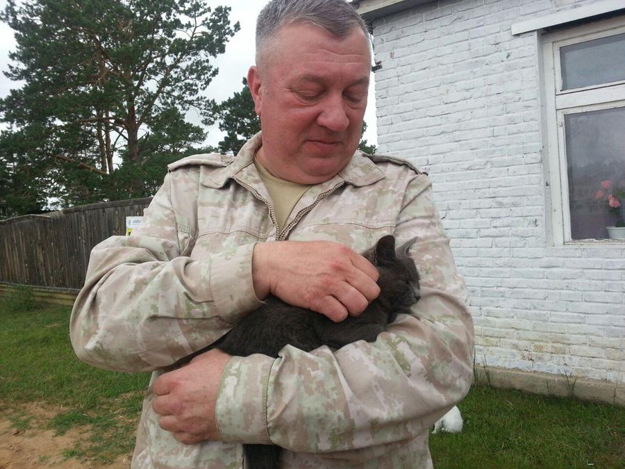 ​Вице-премьер за рулем служебного джипа покатал по Цасучею местных чиновников