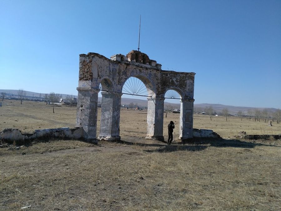Пыльная буря в Забайкальском районе принесла с собой пожары