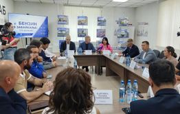 Губернатор, депутаты и АЗС. Кто искал бензин для Забайкалья, а кто пиарился на кризисе? 