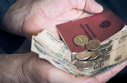 Жительница села Илим гасит долг за комуслуги своей тезки из Читы