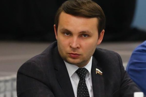 «Вечорка» № 3 (400): Дети ШОСа. Зачем депутат Волков в звезды «Фейсбука» рвется