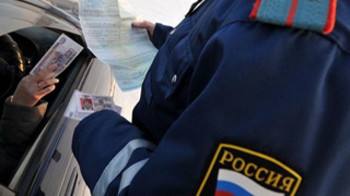Бывшего ГАИшника задержали в Забайкалье — его обвиняют в получении взяток на 260 т.р.