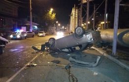 В Чите возле ТЦ «Ся-Ян» Mitsubishi Lancer протаранил две машины