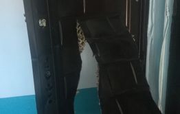 В Чите мать выгнала сына из дома, а тот в знак мести похитил у нее телевизор