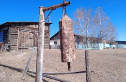 «Бордюр из снега». Как забайкальцы спасаются от затопления.