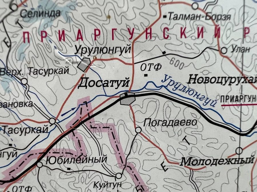 В одном из поселков Забайкалья 13-летний ребенок отапливал дом, пока его родители пили 