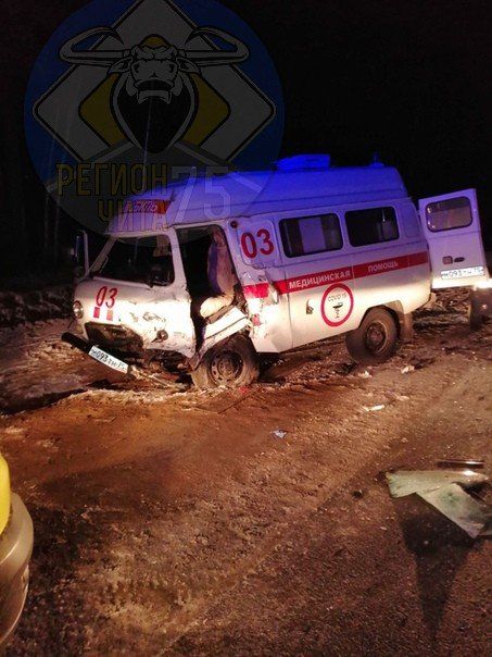 Один человек погиб и четверо пострадали в ДТП со «скорой помощью» под Читой