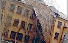Шквалистый ветер продолжает штурмовать Забайкалье