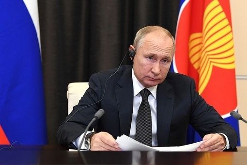 Путин призывает рожать по 8 детей