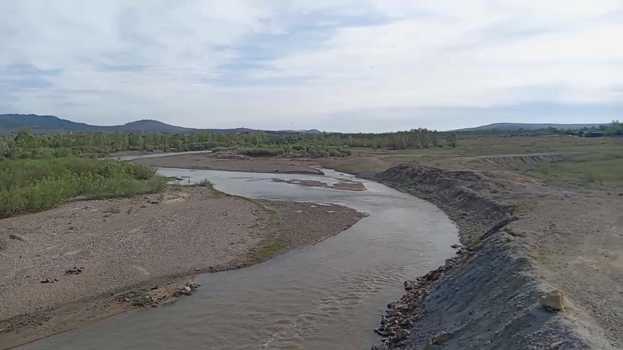 Золотоносная Унда и Ленин с черной бородой 
