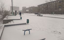 Столицу Забайкалья накрыло снегом: троллейбусы в затруднительном положении, дорожники пытаются что-то сделать