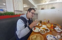 И вновь командировки, а значит вкусные буузы ...