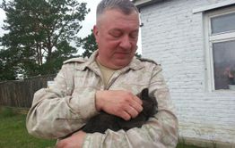 ​Вице-премьер за рулем служебного джипа покатал по Цасучею местных чиновников
