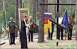 Казаки обустроили братскую могилу советских воинов
