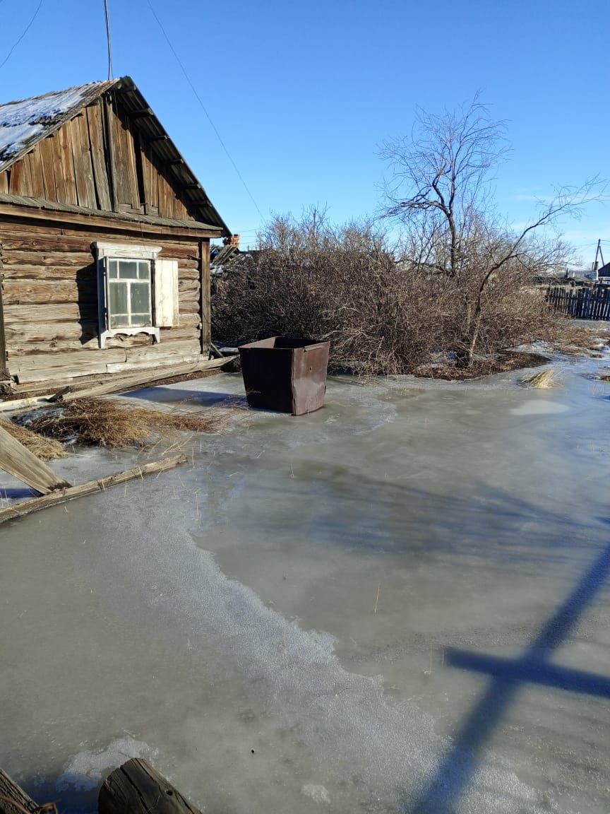 Коммунальная авария в Борзе. Вода затопила дома.