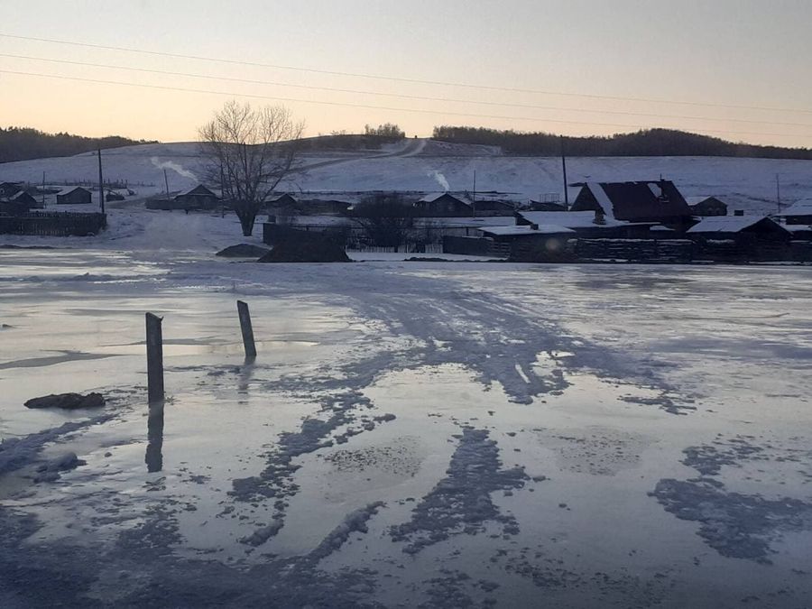 Фоторепортаж: Курлыч снова затопили грунтовые воды